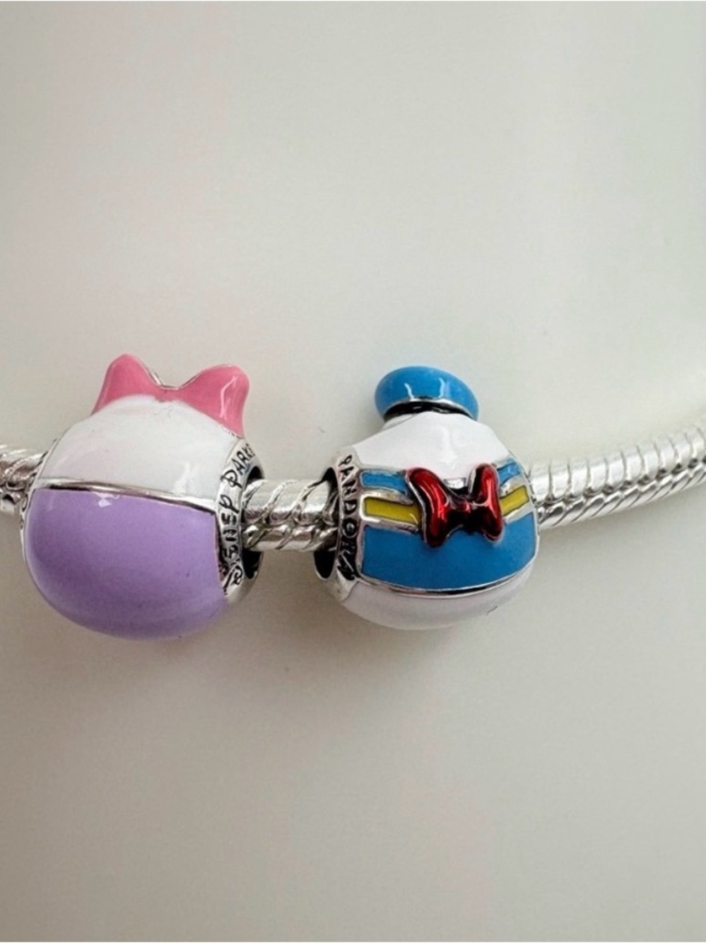 Pandora Disney Parks Minnie Mouse & Donald Duck Enamel Charms Set Retired